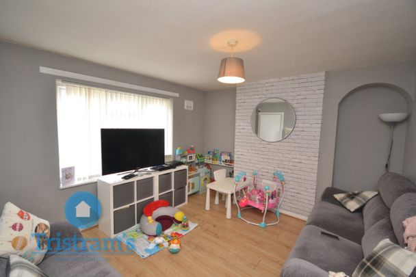 2 bed Mid Terraced House for Rent - Photo 1