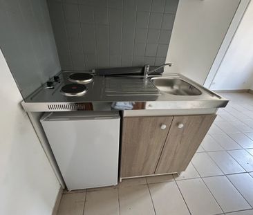 Location Appartement 1 pièce 21m² BOULOGNE SUR MER 62200 - Photo 1