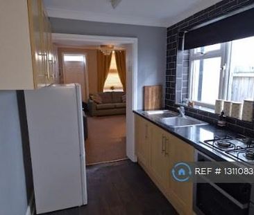 2 bedroom terraced house to rent - Photo 6