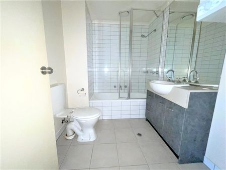 1/118 Dudley Street - Photo 3
