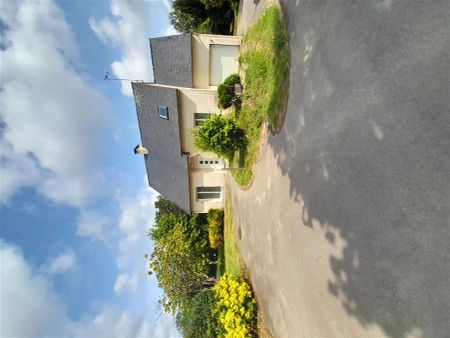 Location maison 4 pièces - 88m² à Neant sur yvel (56430) - Photo 2