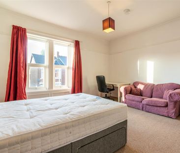 4 bed terraced house to rent in Warwick Street, Heaton, NE6 - Photo 5