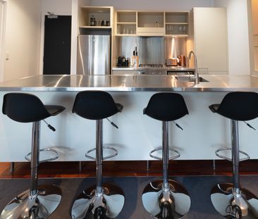 Stunning Fully Furnished Apartment in Viaduct Point - Photo 5