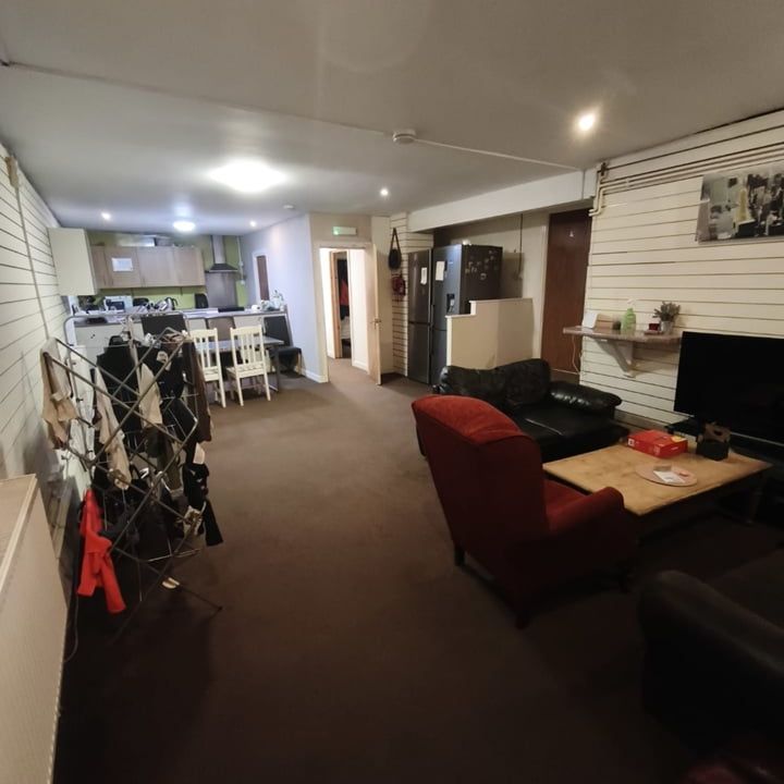 Room in a Shared Flat, St. Philips, BS2 - Photo 1