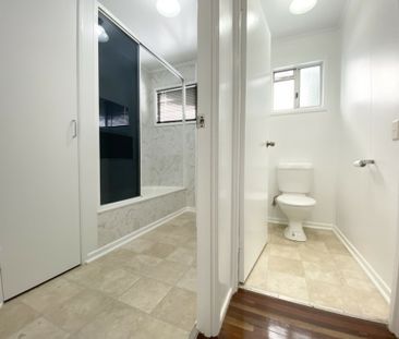 RENOVATED 5 BEDROOM HOUSE WITH ROOM TO MOVE! - Photo 2
