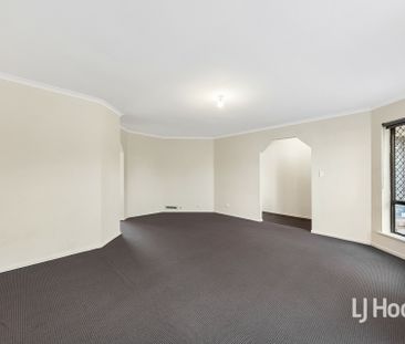 Family Home - Photo 2
