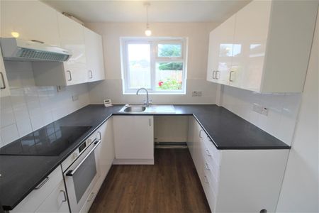 3 Davies Drive, Shrewsbury, SY4 5YW - Photo 5