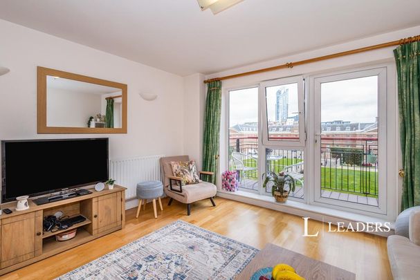 2 bedroom house to rent - Photo 1