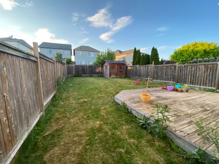 Three bedroom detached home for rent Bowmanville - Photo 5