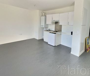Apartment - Photo 1