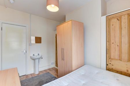 6 bedroom house to rent - Photo 3