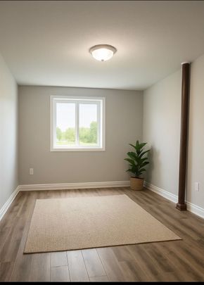 For Lease - 31 Sycamore Street, Welland, Ontario - Photo 1