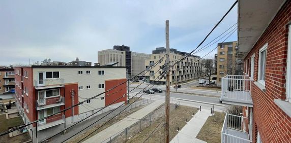 Cession de bail – 3 ½ lumineux au 3e étage (H2P 1X3) - Photo 2