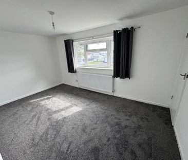 2 bedroom semi-detached house to rent - Photo 5