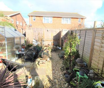 Studio to rent - Photo 6