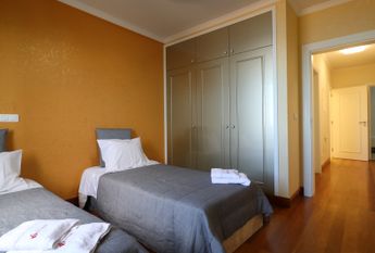 4 QUARTOS | ESTRADA MONUMENTAL | FUNCHAL