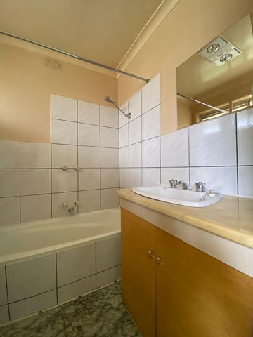 3/2A Linlithgow Street, MITCHAM - Photo 5