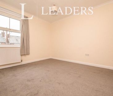2 bedroom house to rent Wickham Road, Colchester, CO3 - Photo 4