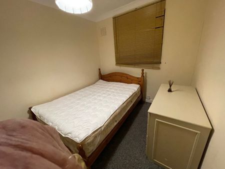 Room in a Shared House, Romeyn Road, SW16 - Photo 5