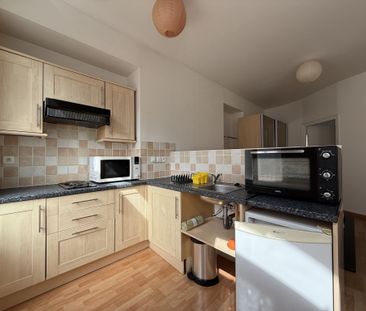 À louer – Studio meublé 32,79 m² – Quartier Henriville, Amiens - Photo 2