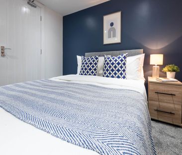 Wetherby Grove (room 1), Burley, Leeds - Photo 1