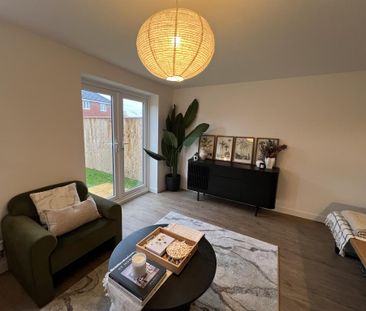 3 bedroom semi-detached house to rent - Photo 2