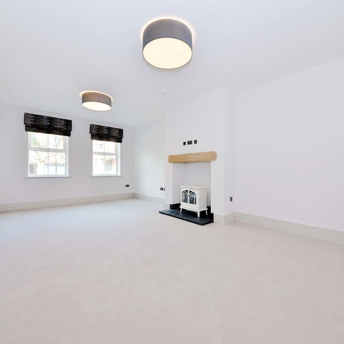 £6,000 - References Pending - Photo 1