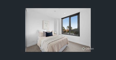 Light-Filled Bayside Living at Hampton Quarter - Photo 3