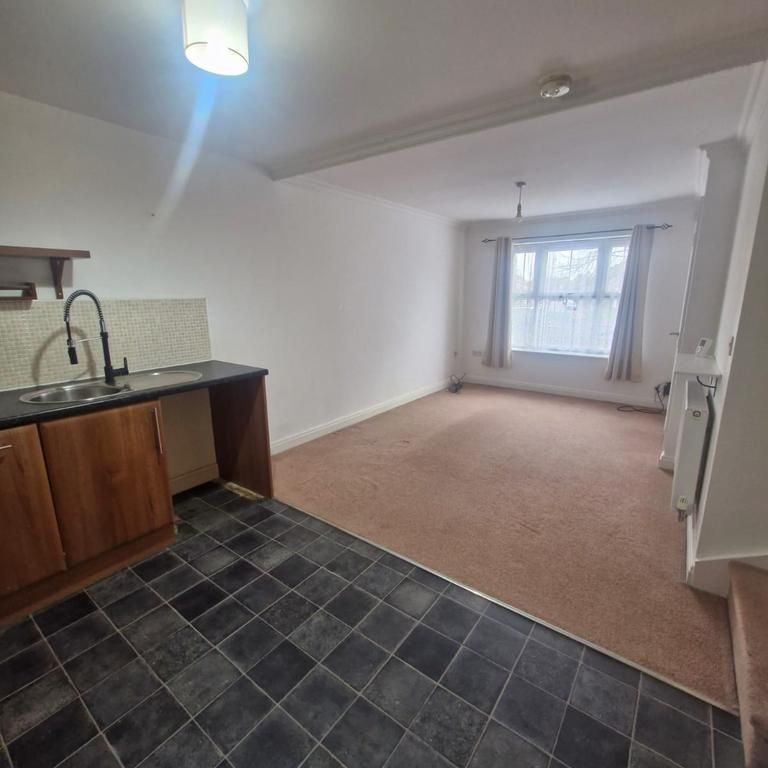 1 bedroom townhouse to rent - Photo 1