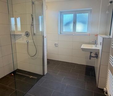 Exklusives Wohnen im Ergeschoss - 2-Zimmer-Terrassenwohnung - Photo 2