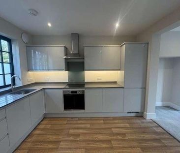 Secluded Apartment Living In The Heart Of Town, TN1 - Photo 3