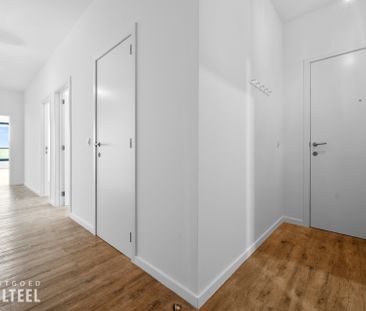 Instapklaar en energiezuinig appartement met ruim terras! - Photo 2