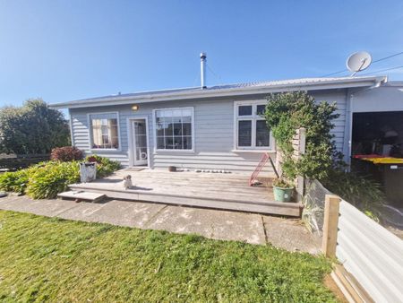 49 Walker Street, Riverton-Aparima - Photo 3