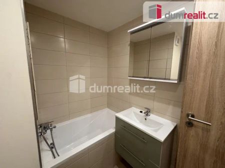 Pronájem bytu 1+1, 36 m - Photo 4