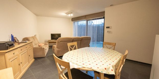 Gelijkvloers app. te huur in Waregem voor € 800 met 2 slaapkamers - Foto 1