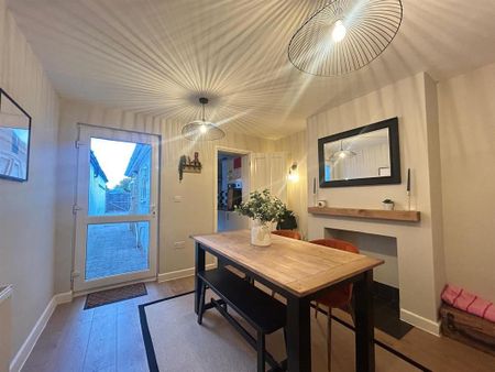 2 bedroom terraced house to rent - Photo 2