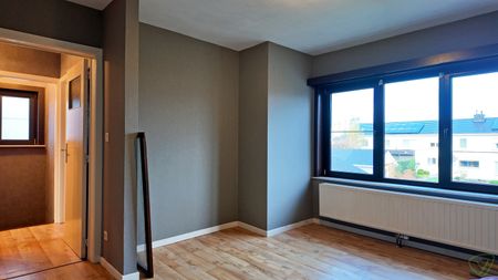 Rustig gelegen vrijstaande gezinswoning met ruime tuin in Eeklo! - Foto 5