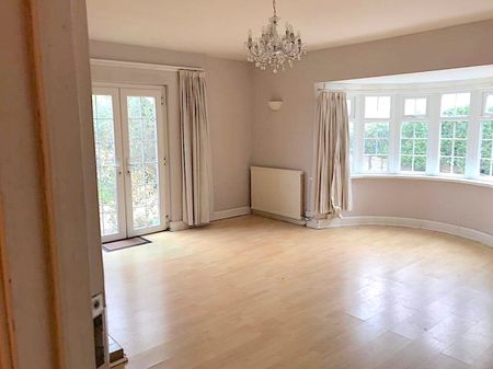 Chichester Avenue, Hayling Island, Havant, Hampshire PO11 9EZ - Photo 5