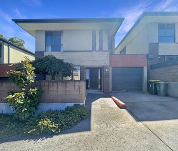 2/420 Sherrard Street, Black Hill - Photo 2