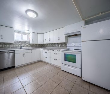 For Lease - 84 CENTRAL PARK Boulevard Unit# LOWER, Oshawa, Ontario - Photo 2