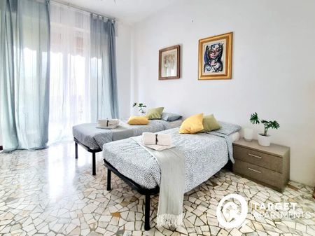 Via Bernardino de Conti, Milan, Lombardy 20159 - Photo 2