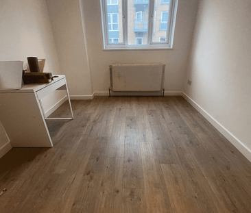 6 bedroom semi-detached house to rent - Photo 1 | Rentumo