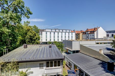 Nice 2-room apartment near Rotkreuzplatz for rent - Photo 2