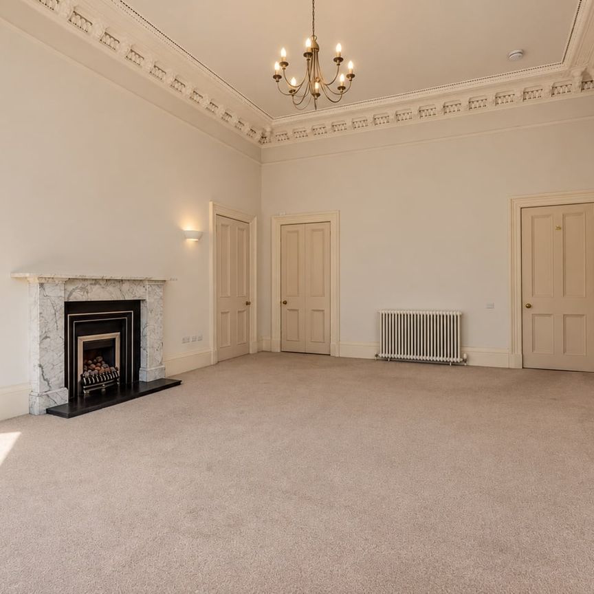 1 Bed Flat, Rosebery Crescent, EH12 - Photo 1