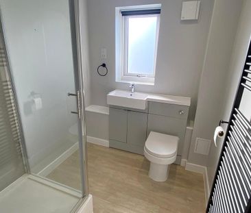 2 bedroom flat to rent - Photo 5