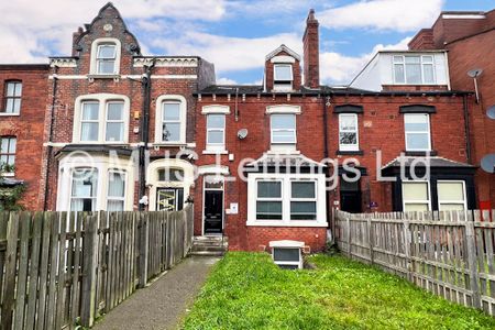 213 Belle Vue Road, Leeds, LS3 1HG - Photo 3