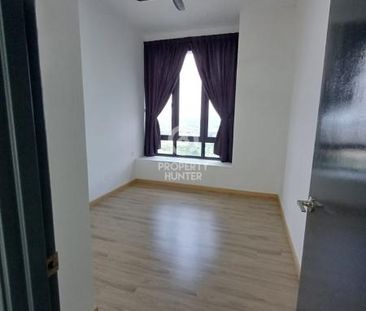 Aera Residence Rent, 3 Rooms Partly Furnished, Bandar Sunway Petali... - Photo 2