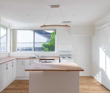 Neat and tidy in sought after location - Photo 1