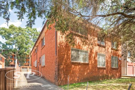 Walk to station! - Photo 5