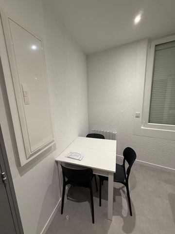 Location Appartement 1 pièce 17m² SOUILLAC 46200 - Photo 5